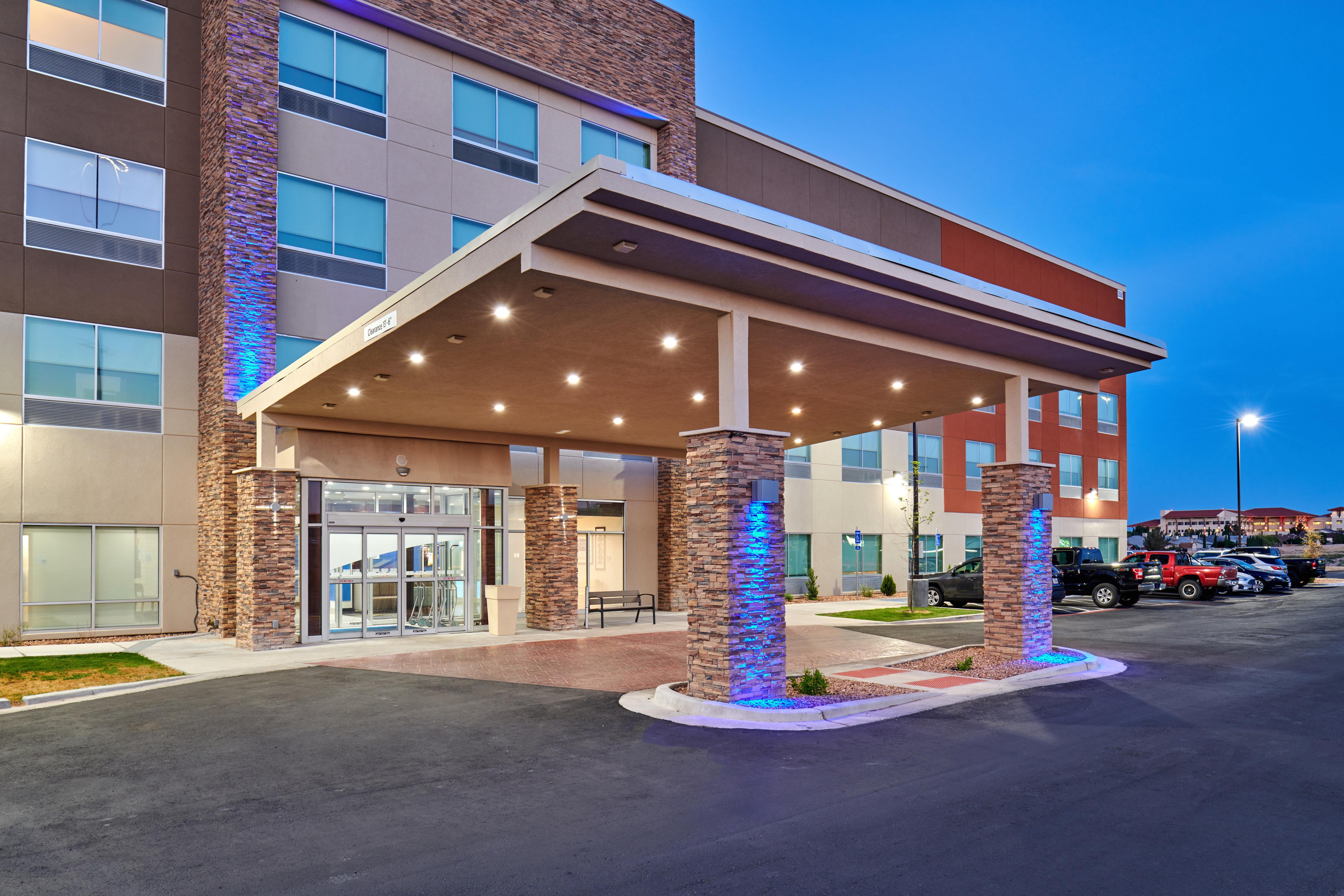 Holiday Inn Express & Suites El Paso East-Loop 375 By Ihg Екстер'єр фото